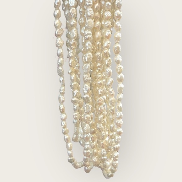 Lustrous 5-Strand Freshwater Pearl Necklace 18” - Picture 12 of 12